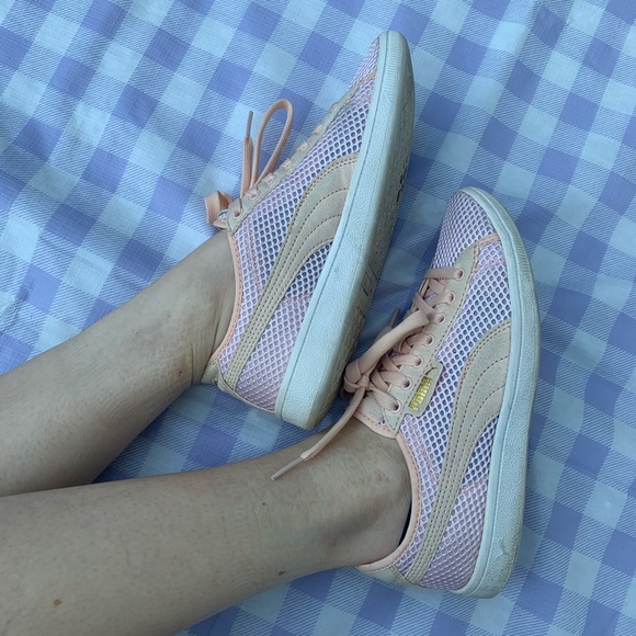 PUMA Light Pink Peach Vikky Mesh Soft Foam Ankle Sneakers - Picture 1 of 4